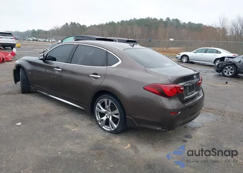 2015 Infiniti Q70L 3.7 z USA, uszkodzony, nr VIN JN1BY1PPXFM601706